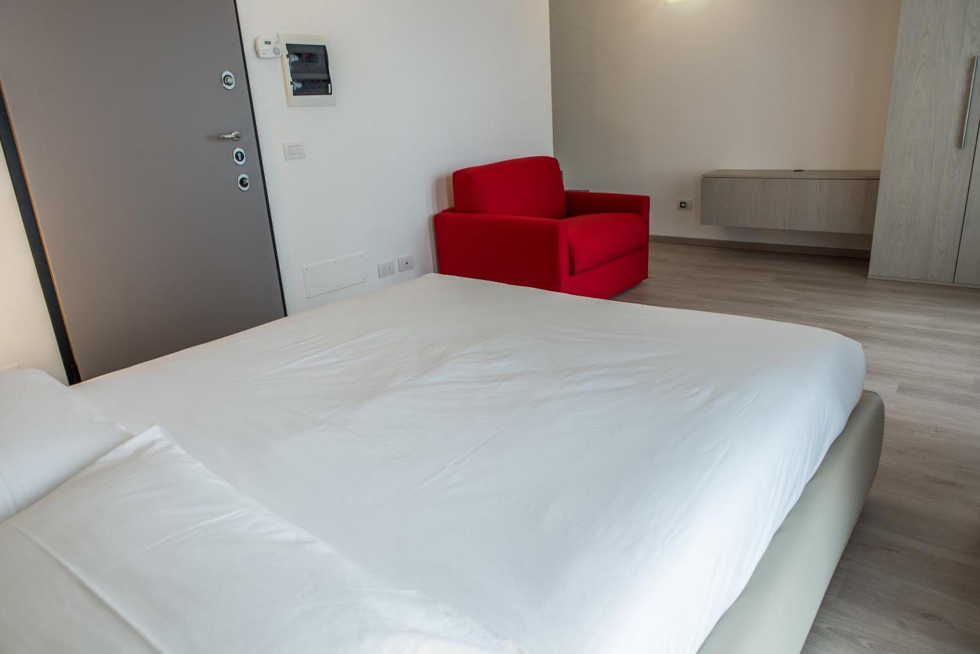 Ferienwohnung Residenza Luigina Varenna Zimmer foto