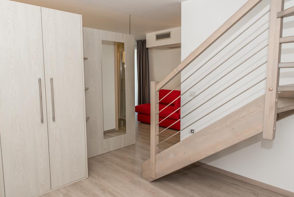 Ferienwohnung Residenza Luigina Varenna Zimmer foto